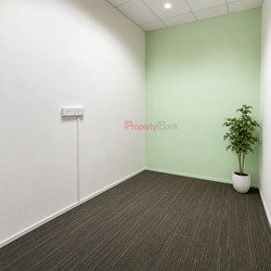 Burlington Square (D7), Office #611082201